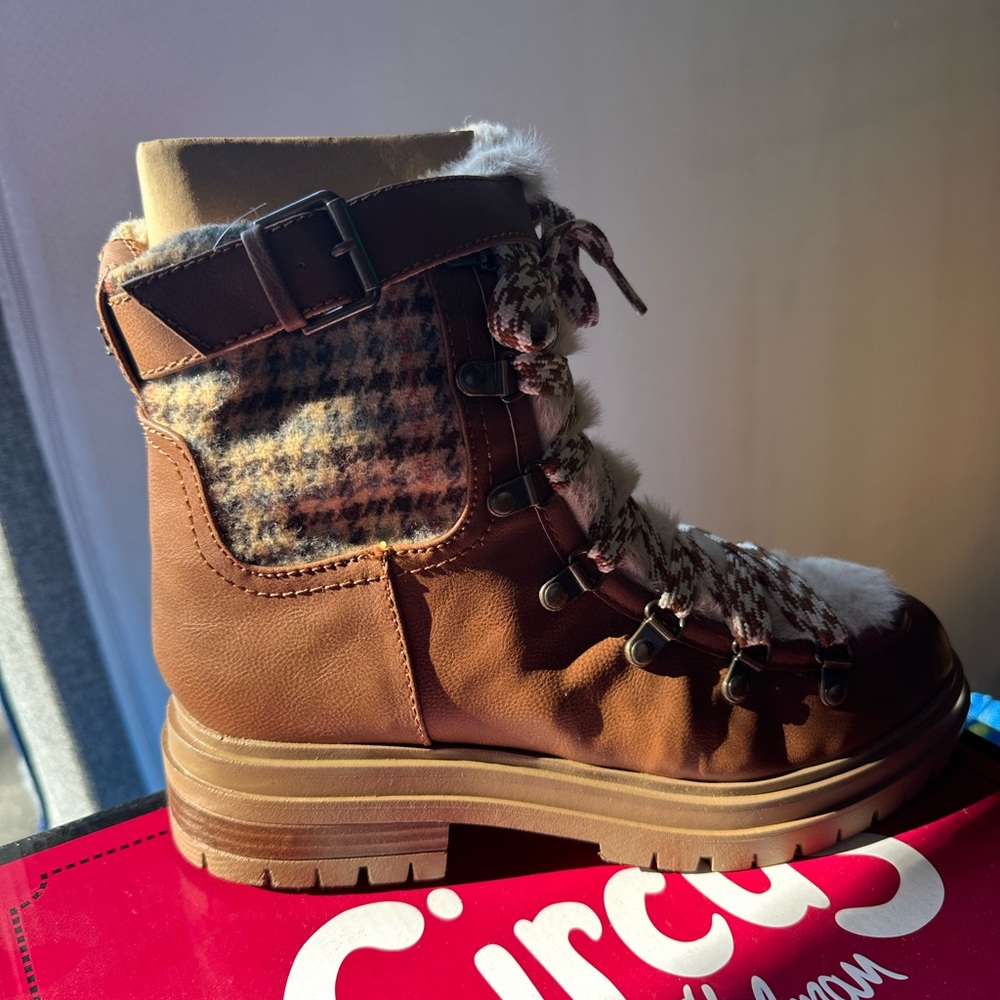 Circus by Sam Edelman Brown Plaid Combat Boots